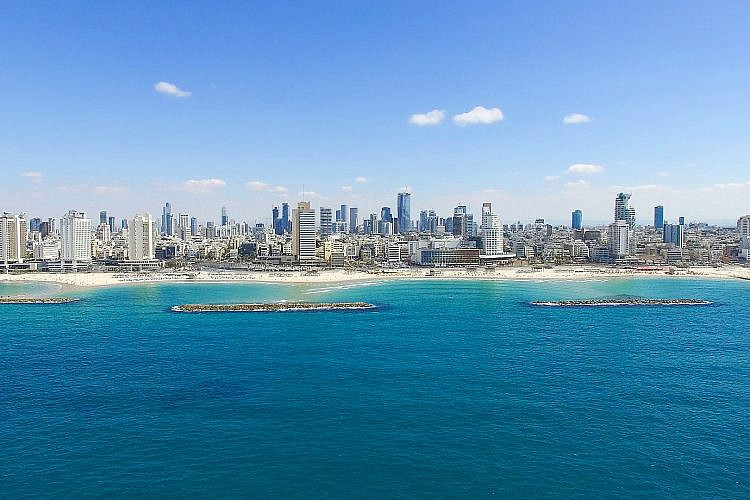 וכל היופי הזה בחינם. חופי תל אביב (צילום: שאטרסטוק)