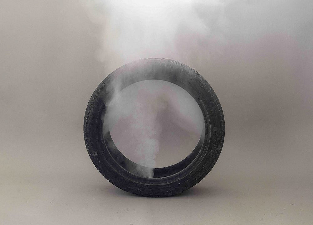 עבודה של אייל אגיבייב (צילום באדיבות חלל בסטודיו)