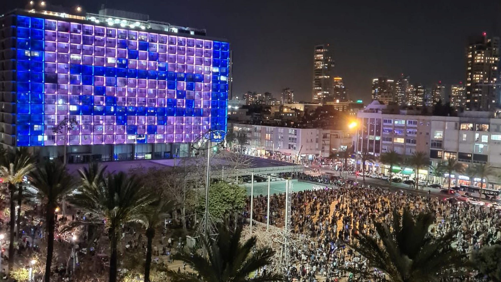 פעם זה נראה ככה. חגיגות עצמאות בתל אביב  (צילום באדיבות דוברות  עיריית תל אביב-יפו)