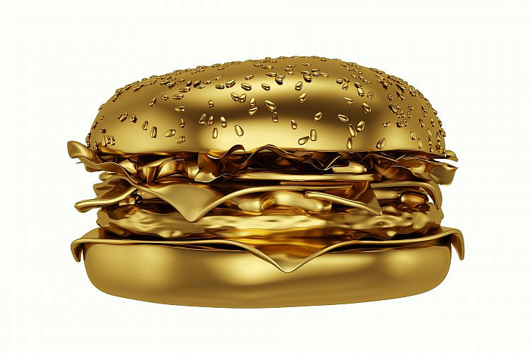 המבורגר ב-100 שקל? ממה הוא עשוי, זהב? תכלס כן (צילום: שאטרסטוק)
