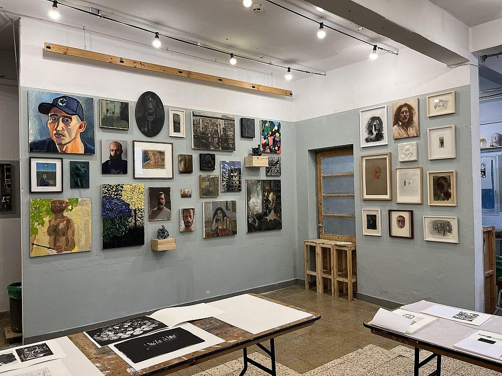 המוסד האחר, בית הספר הנביאים חיפה