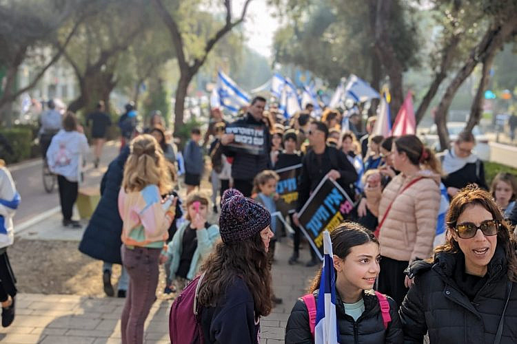 מתארגנים ליציאה לצעדה (צילום: באדיבות מטה המאבק)