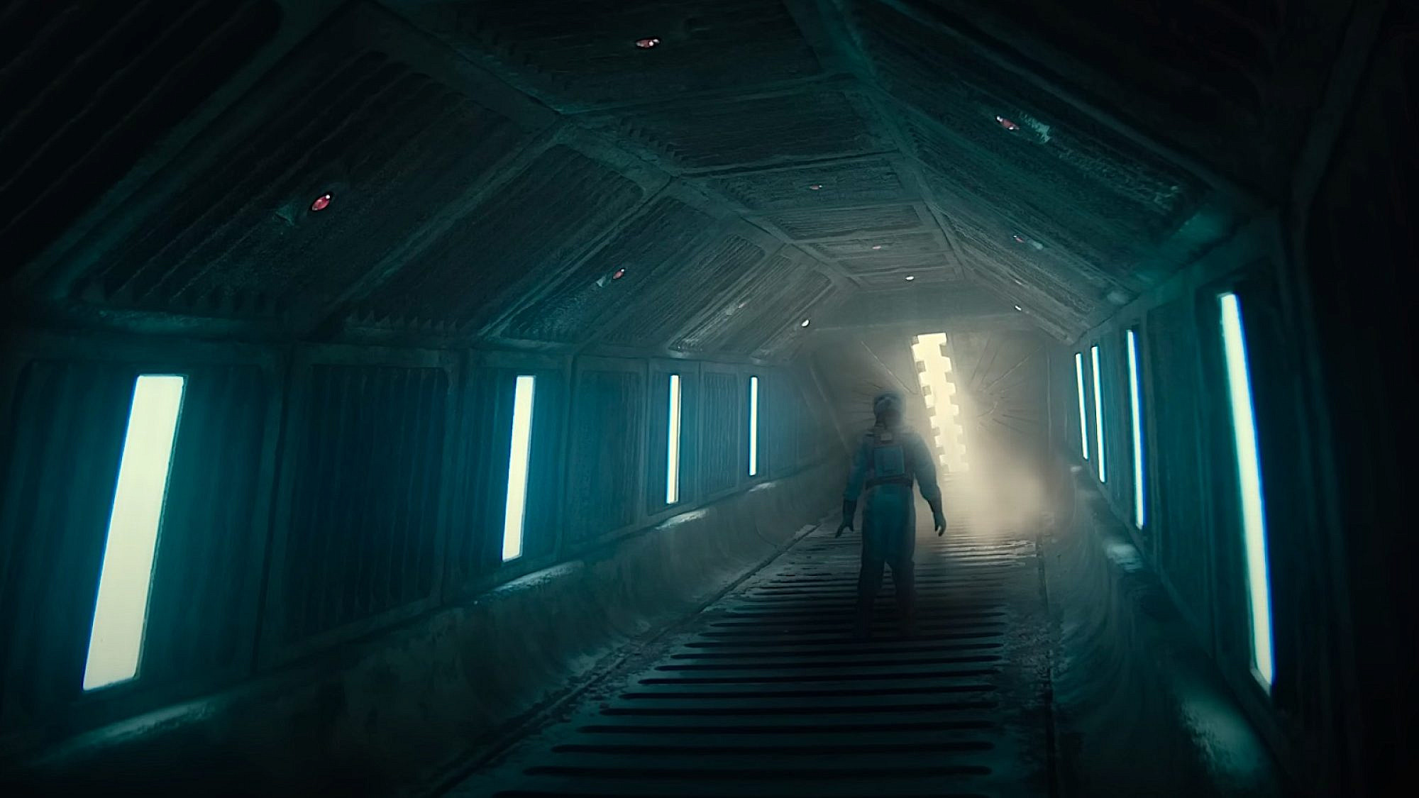 מד"ב כמו שמד"ב צריך להיות במאה ה-21 המייאשת. "סילו" (צילום: יחסי ציבור/אפל TV+)