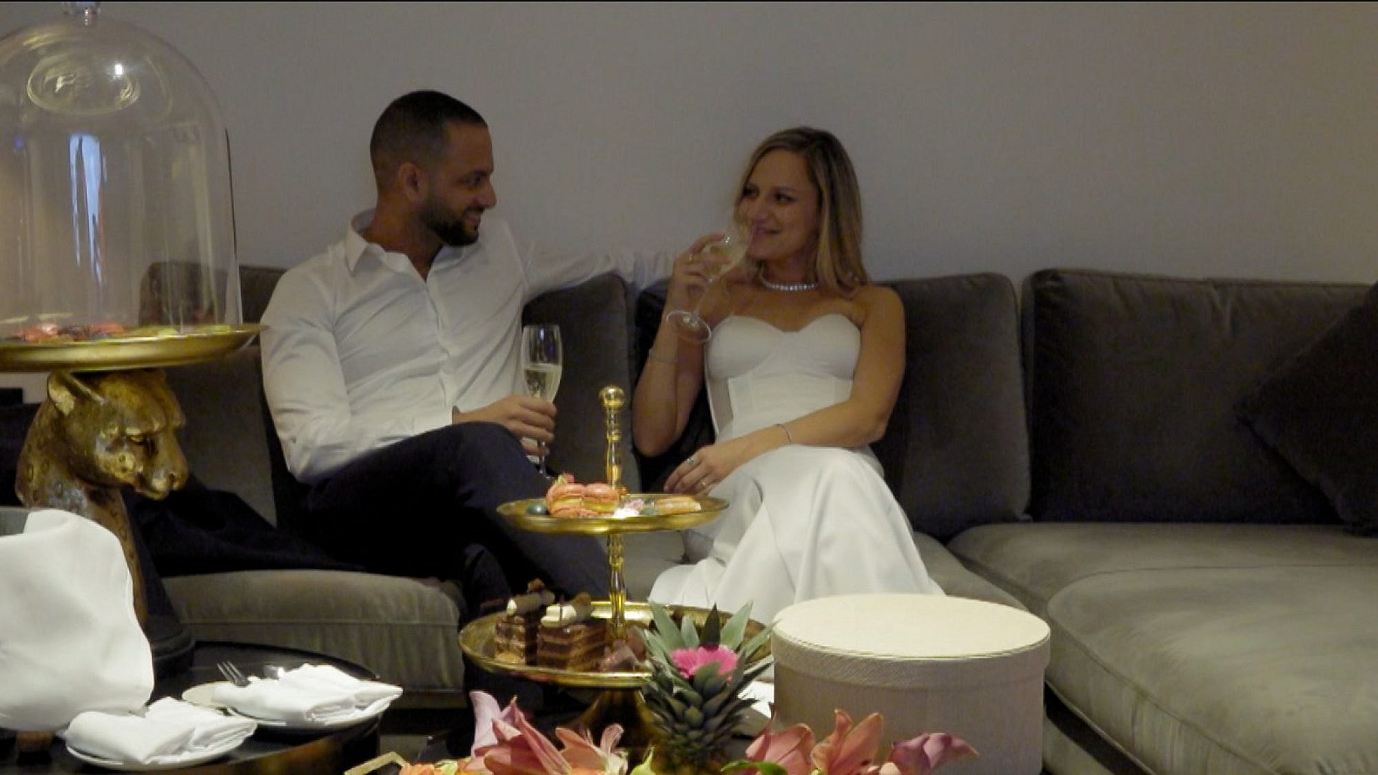 מה אתם כל כך חמודים ביחד? יואנה ותומר ב"חתונה ממבט ראשון". צילום: רשת 13 מה אתם כל כך חמודים ביחד? יואנה ותומר ב"חתונה ממבט ראשון". צילום: רשת 13