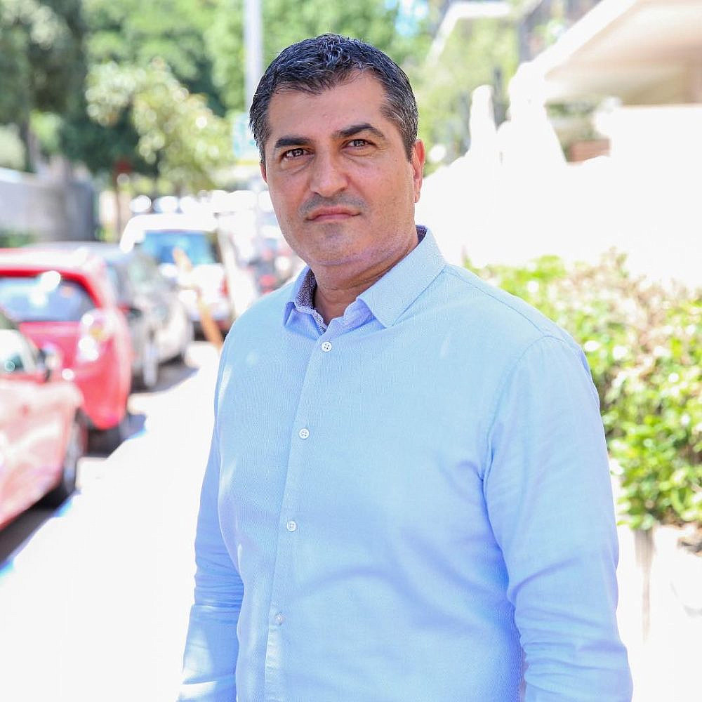 אקטיביסט יפואי, אמיר בדראן (צילום: זאהר אבו אלנסר)