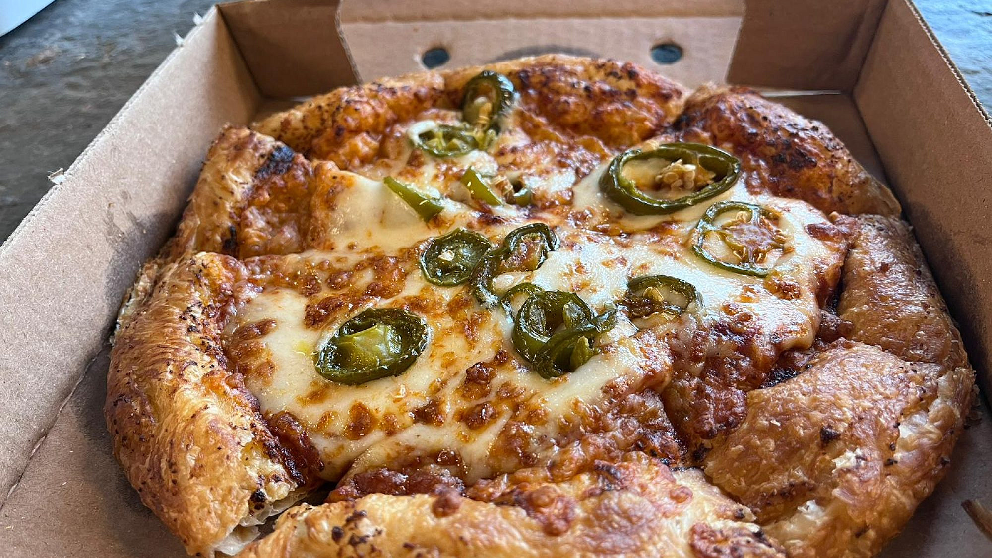 מלאווח פיצה של פיצה האט. צילום: מתן שרון