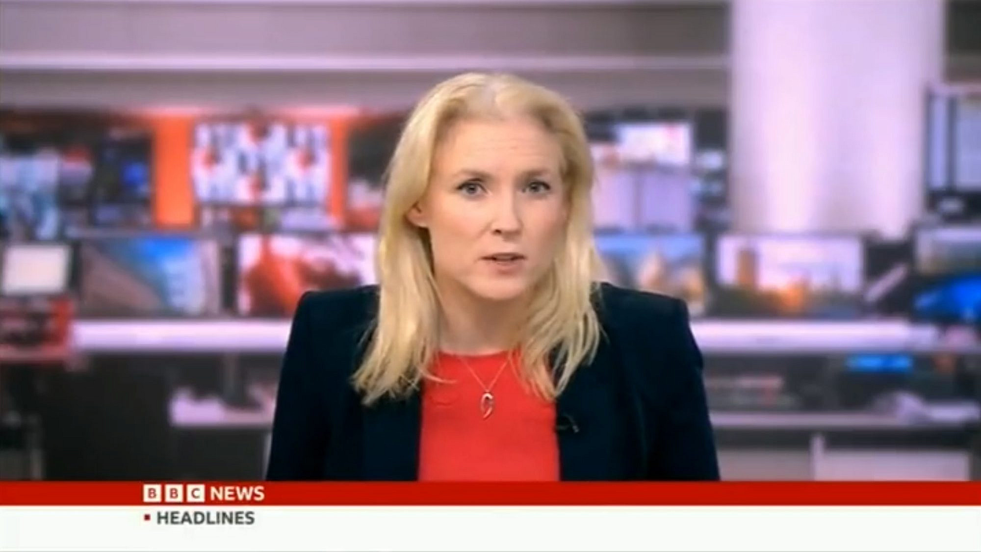 תמונת המראה של ערוץ 14. מגישת בי.בי.סי ניוז מתנצלת (צילום מסך: BBC News)
