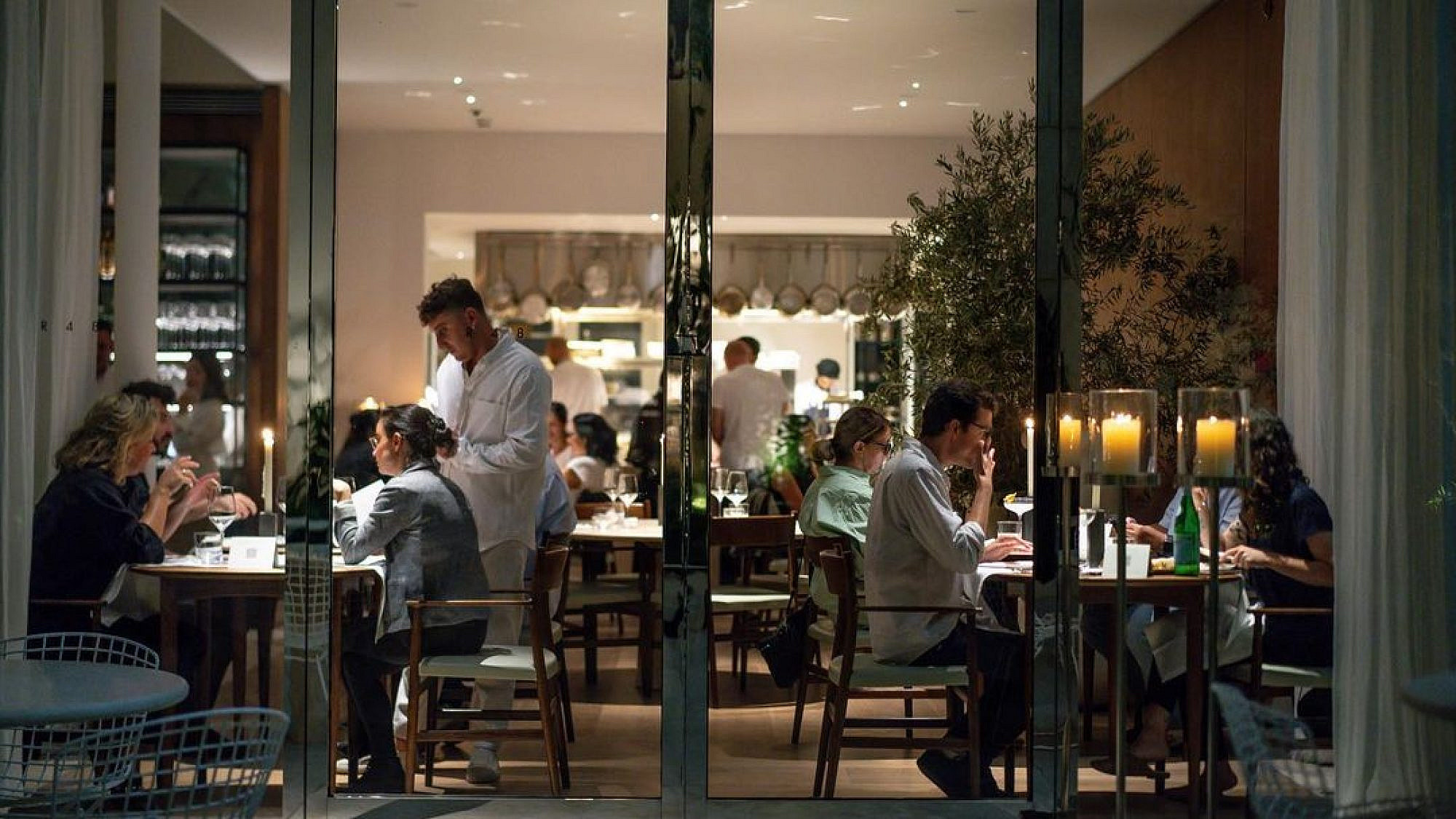 לעולם לא ניכנע. בראסרי R48 (צילום: אינסטגרם/@r48_telaviv) לעולם לא ניכנע. בראסרי R48 (צילום: אינסטגרם/@r48_telaviv)