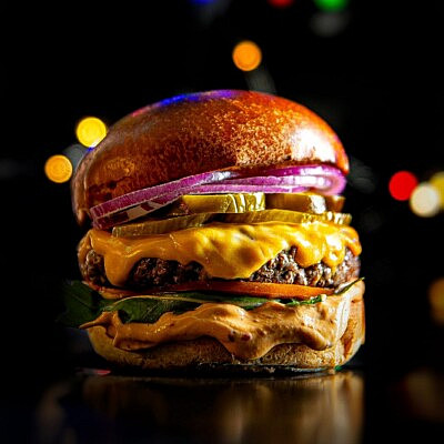 יא וואראדי איזה מחזה מרהיב. הולשטיין בורגר (צילום יעקב בלומנטל)