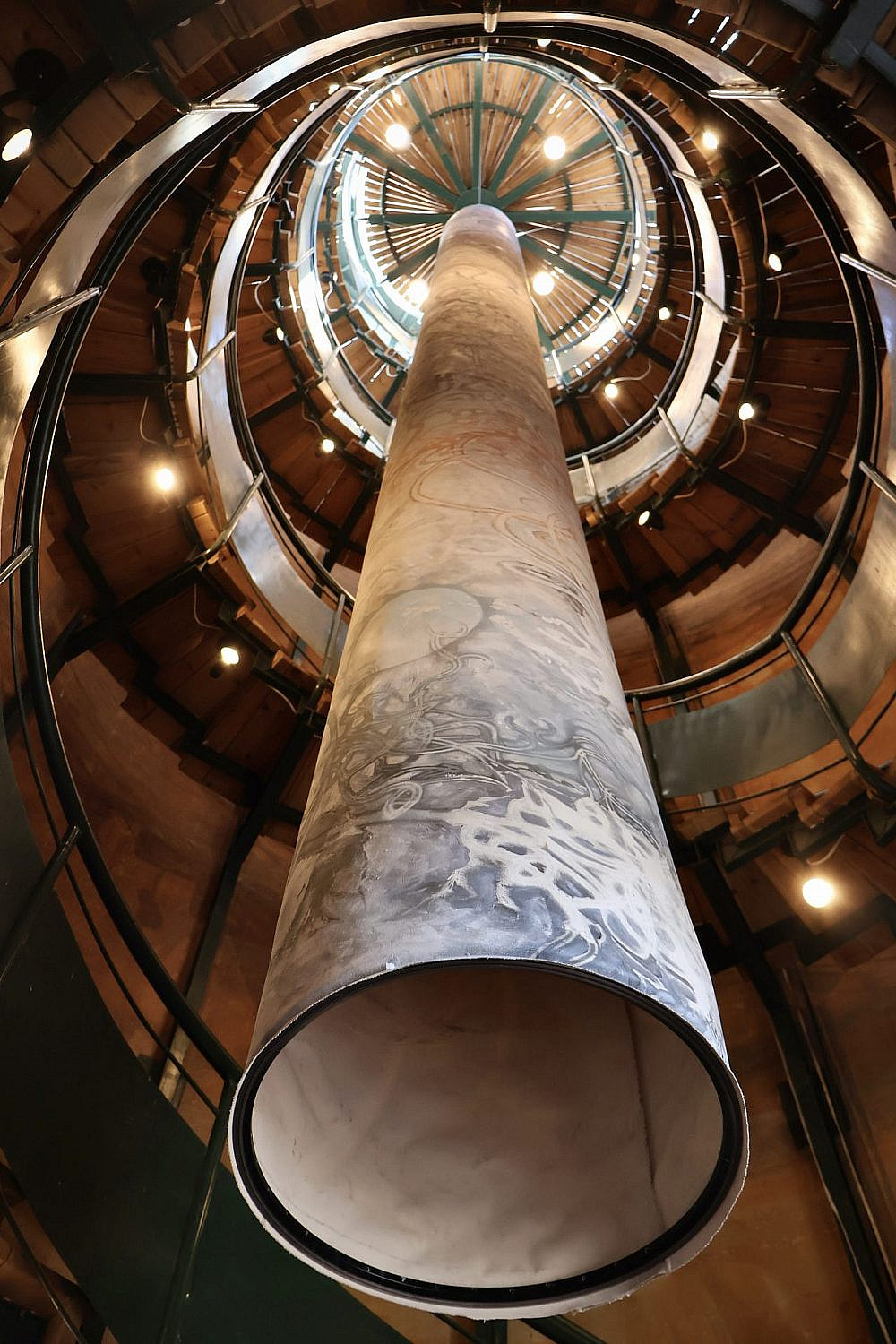 אביב גרינברג, מגדל המים בטבעון אביב גרינברג, מגדל המים בטבעון