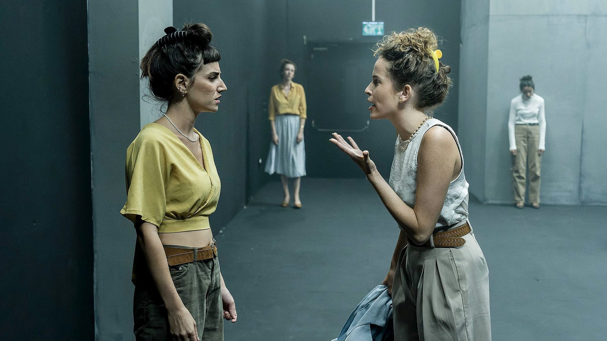 מתוך "ממני תראו וכן תעשו" (צילום: אבי בן זאב) מתוך "ממני תראו וכן תעשו" (צילום: אבי בן זאב)