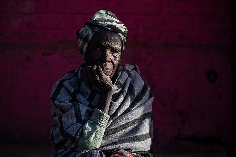 אלה וולדמן, Women of Africa אלה וולדמן, Women of Africa