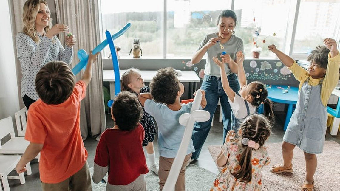 מורים כיתה. צילום: Pavel Danilyuk באתר PEXELS מורים כיתה. צילום: Pavel Danilyuk באתר PEXELS