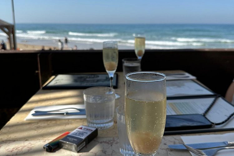 זוכים בנוף הזה. מאנטה ריי (צילום: לילך ספיר)