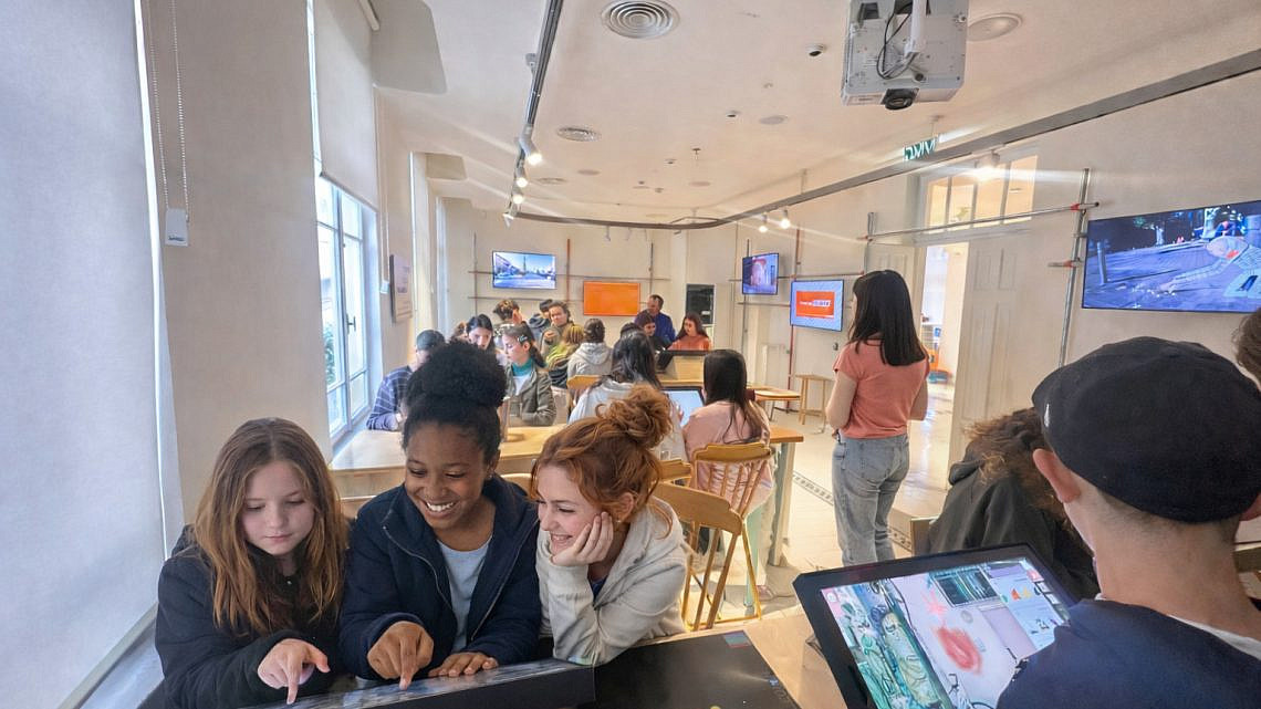 העיר צריכה רמיקס: תנו לנוער התל אביבי לערבל פה את התרבות