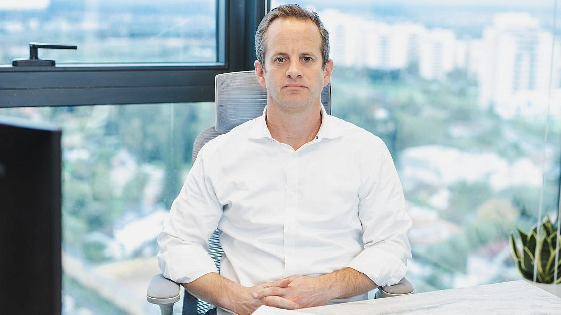 עומר גור וקבוצת פריים אינווסט. בשיתוף Prime Invest