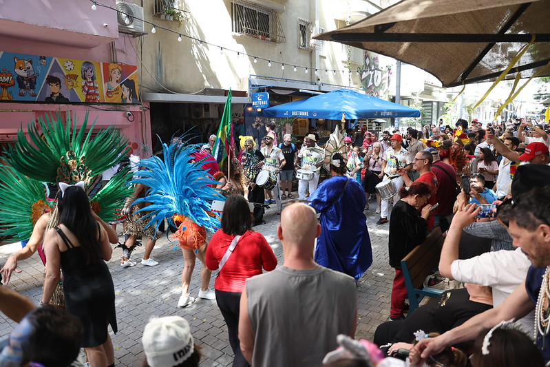 זה תוסס. פורים בפלורנטין (צילום: לימור בן רומנו) זה תוסס. פורים בפלורנטין (צילום: לימור בן רומנו)