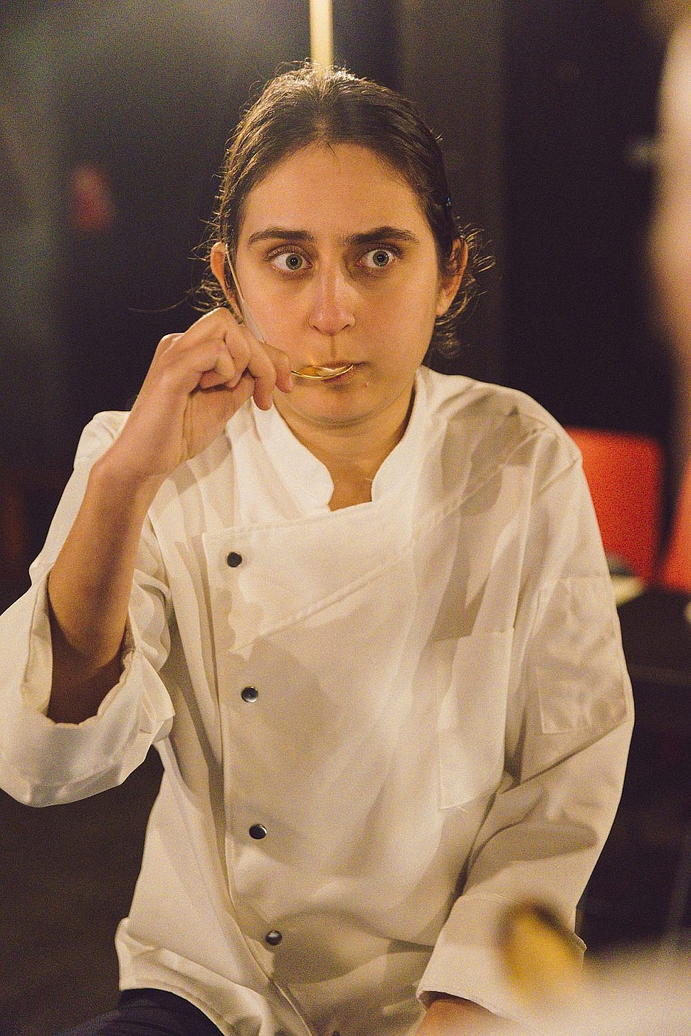 עינב קגן, "בואו לאכול אותי" (צילום: איתי סלהוב) עינב קגן, "בואו לאכול אותי" (צילום: איתי סלהוב)