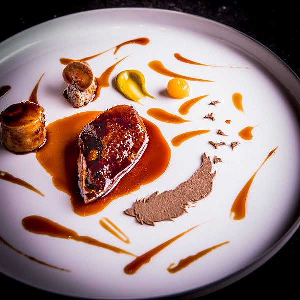 תנו לאיש הזה כוכב מישלן. &MOSHIK (צילום אסף קרלה)