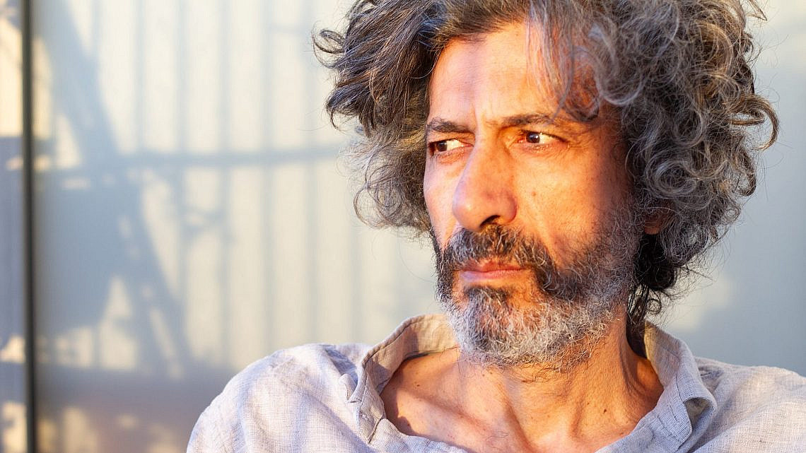 נכנס אל העיר ולא עזב. שלום גד. (צילום: ריקי אלקיים)