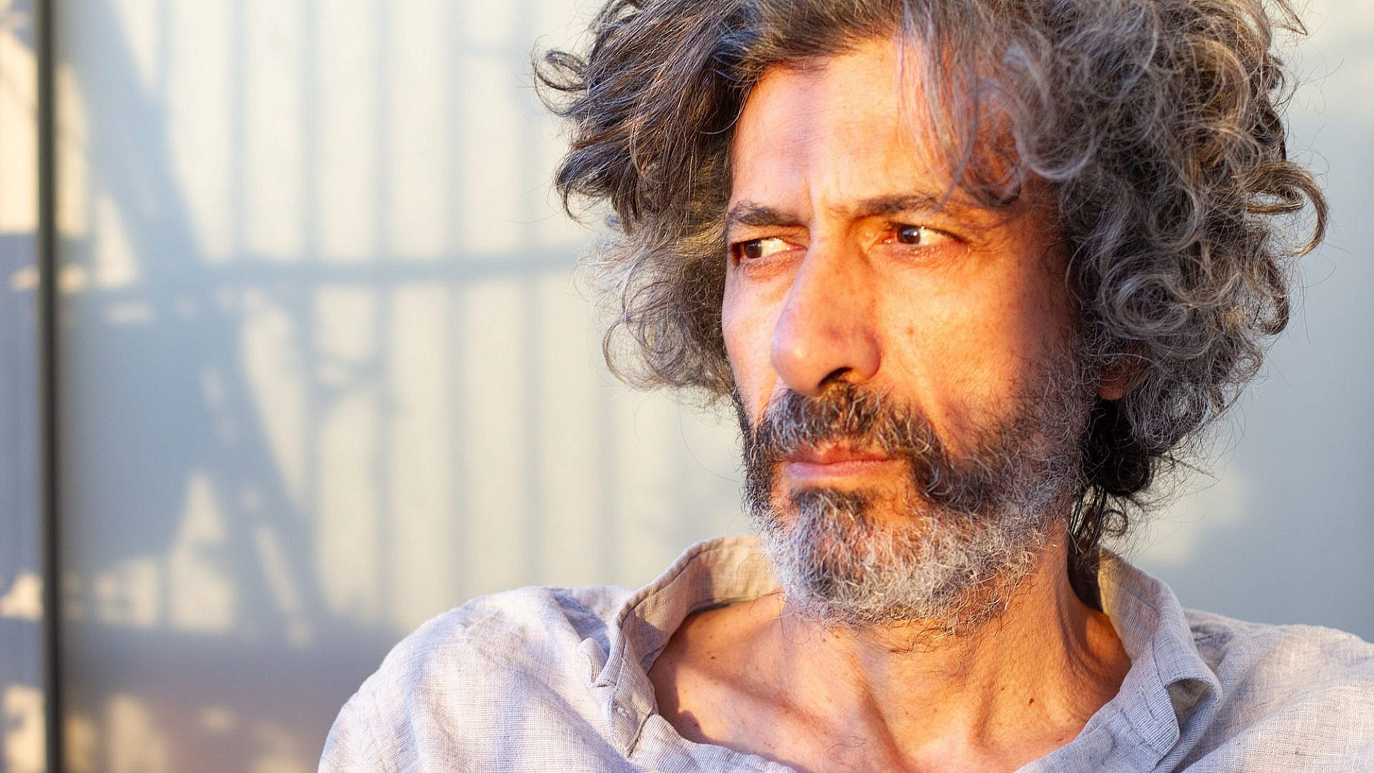 נכנס אל העיר ולא עזב. שלום גד. (צילום: ריקי אלקיים)