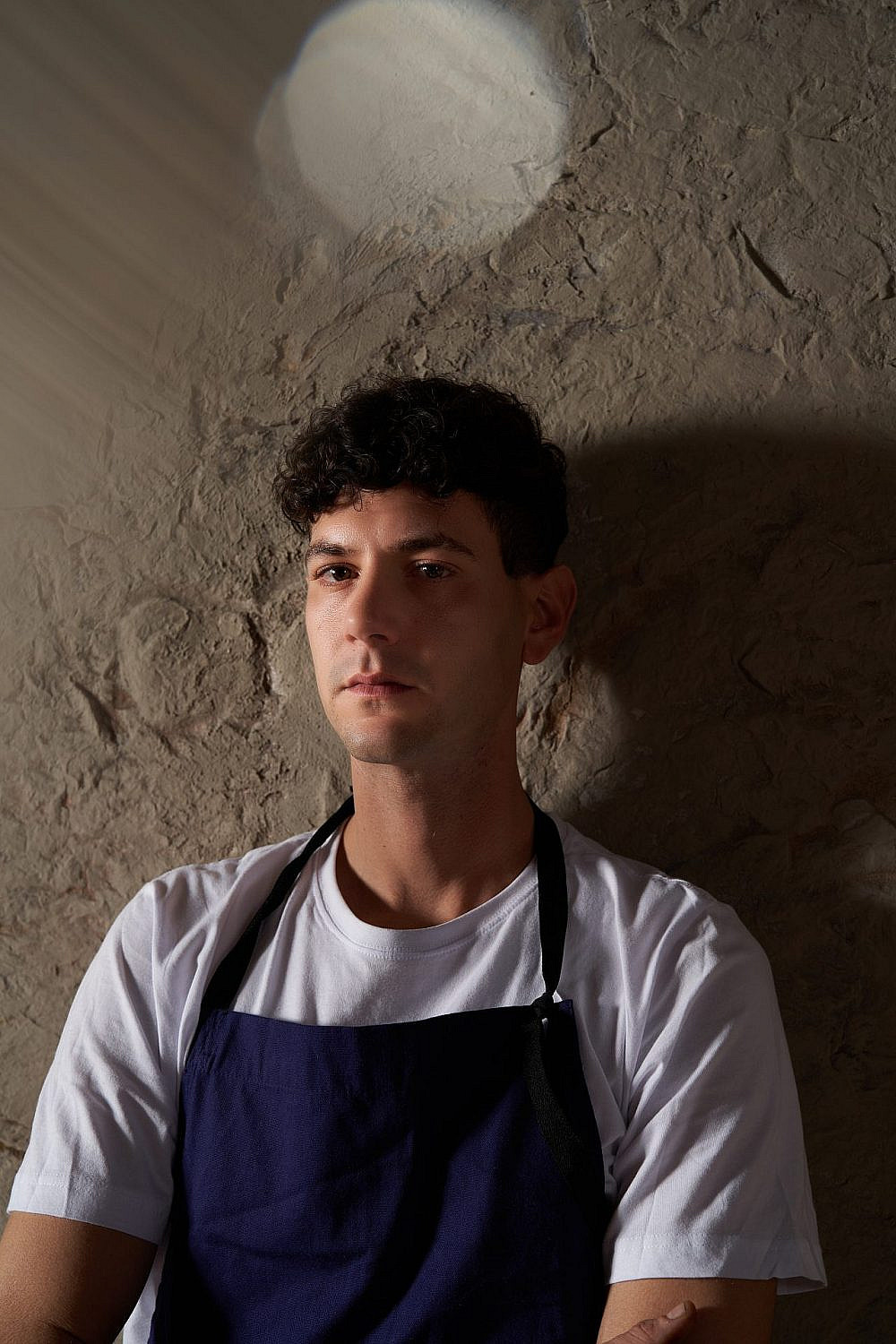 האיש הנכון. שף אביב אטינגר (צילום אנטולי מיכאלו) האיש הנכון. שף אביב אטינגר (צילום אנטולי מיכאלו)