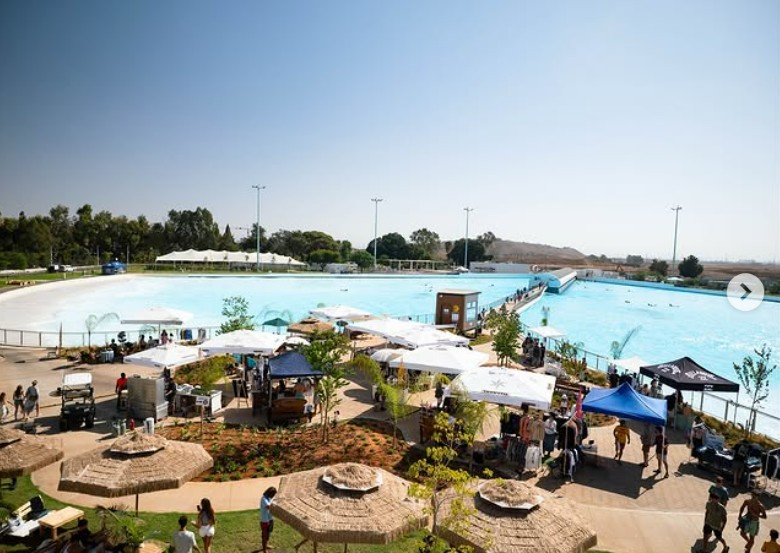 סרף פארק (צילום אינסטגרם/srf.park.tlv) סרף פארק (צילום אינסטגרם/srf.park.tlv)