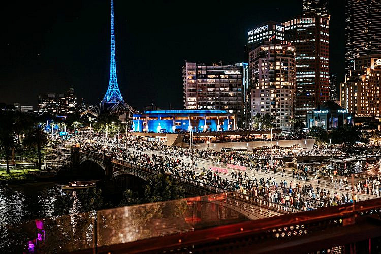 אמא, מלבורן זה עוד רחוק? שתוק ותמשיך לשחות (צילום: Time Out מלבורן)