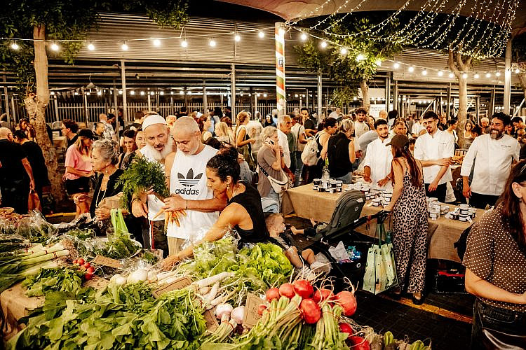 ימצאו את דרכם בסנטר. שוק האיכרים בפשפשים. (צילום: דימה חבר)