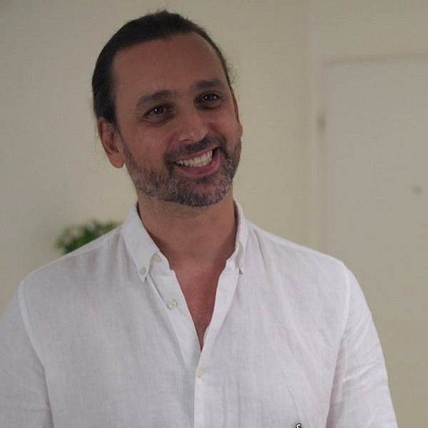 ג'ול עבוד, "בואו לאכול איתי" (צילום באדיבות "מכאן")