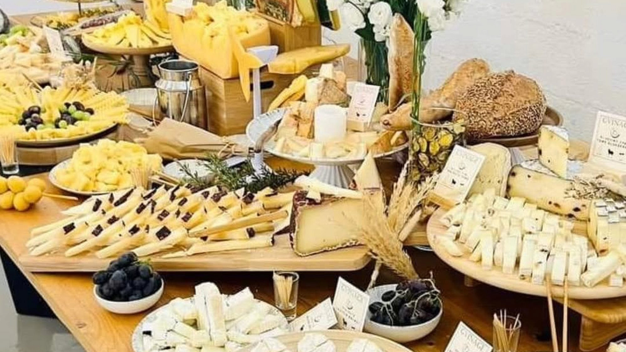 מטעמים שיגיעו לבית קנדינוף. Gvinage (צילום: מתוך האינסטגרם @gvinage)