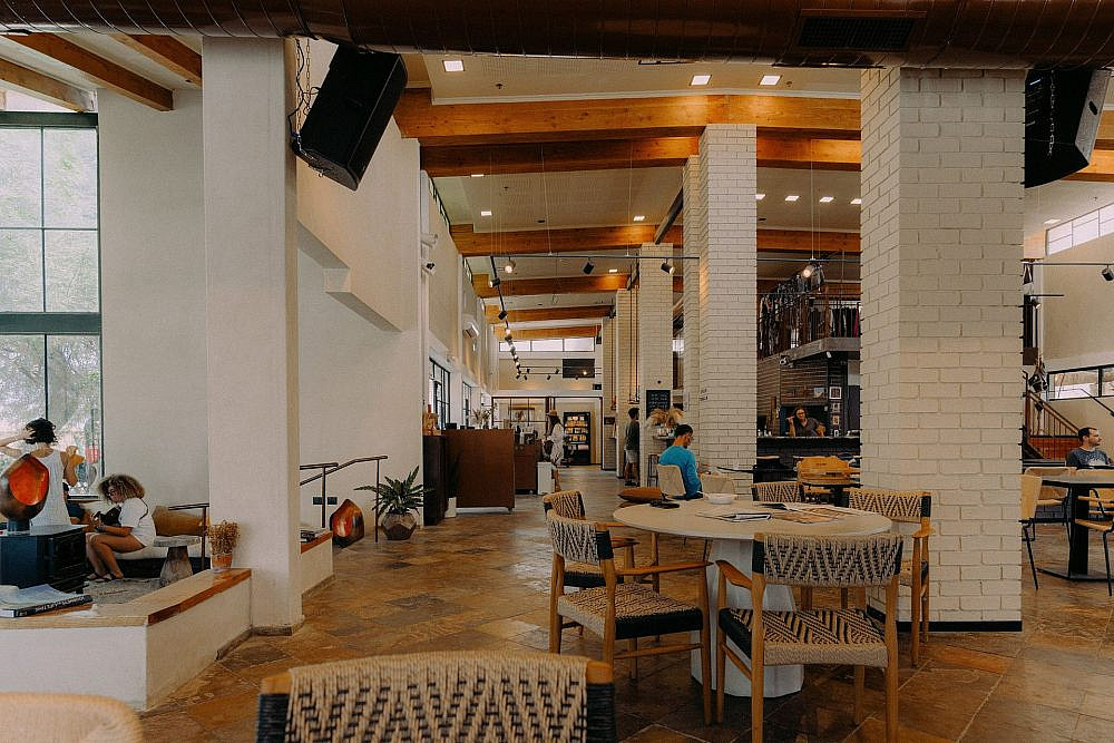 קפה צין במצפה רמון. צילום: Daniil Kontorovich קפה צין במצפה רמון. צילום: Daniil Kontorovich