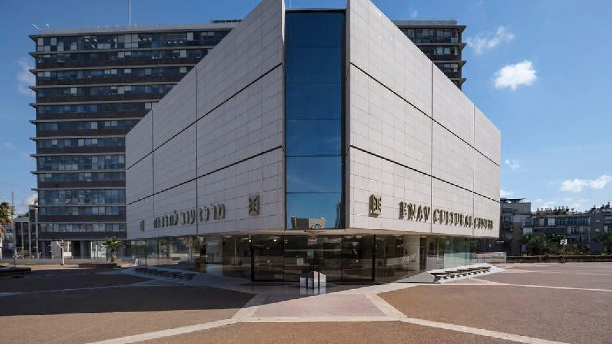 הראשון לשמו. מרכז ענב. (צילום: אבישי פינקלשטיין)