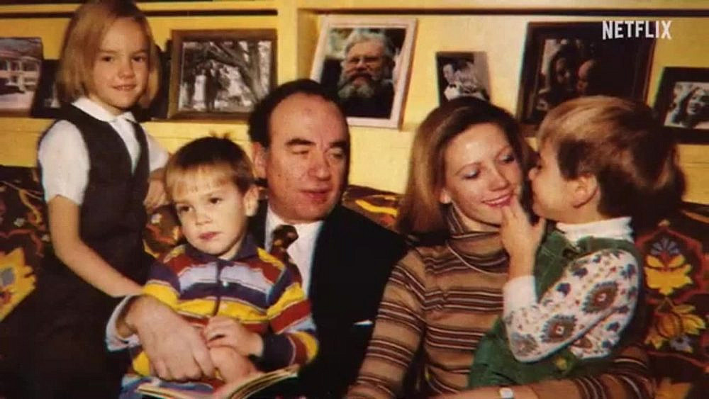 הרגו את האמת. "שושלת: המרדוקים" (צילום: יחסי ציבור/נטפליקס) הרגו את האמת. "שושלת: המרדוקים" (צילום: יחסי ציבור/נטפליקס)