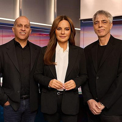 אלי אוחנה וברק סרי עם אופירה אסייג (צילום: יחסי ציבור/קשת 12)