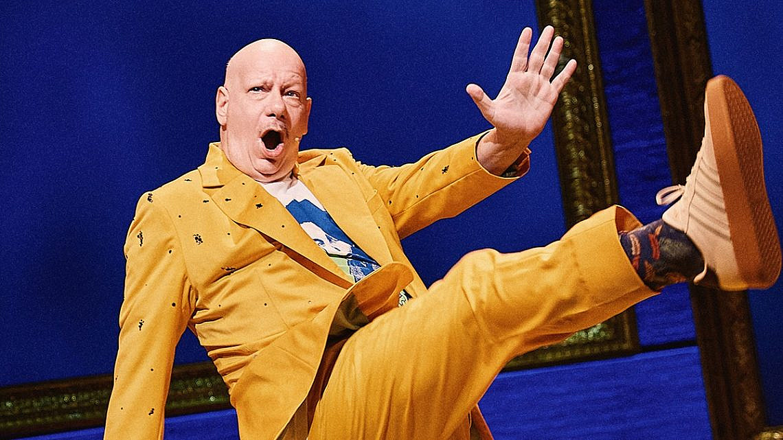 צוחק מי שצוחק אחרון. "ג'ף רוס: קח בננה לדרך". צילום: יח"צ נטפליקס צוחק מי שצוחק אחרון. "ג'ף רוס: קח בננה לדרך". צילום: יח"צ נטפליקס