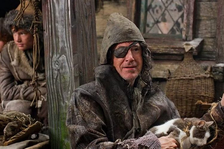 סטיבן קולבר בהופעת אורח ב"ההוביט: מפלתו של סמאוג". (צילום מסך)