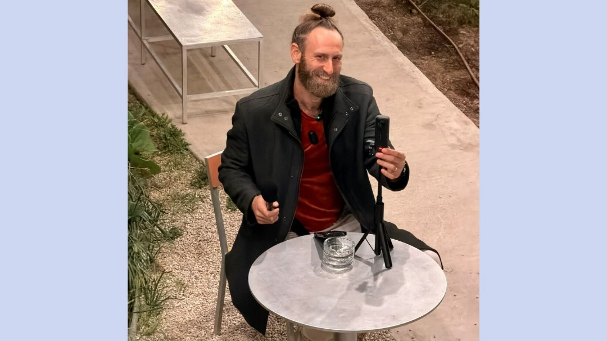 רועי סטר בבית רדיקל, השבע (צילום: אינסטגרם/radical_idea_house) רועי סטר בבית רדיקל, השבע (צילום: אינסטגרם/radical_idea_house)