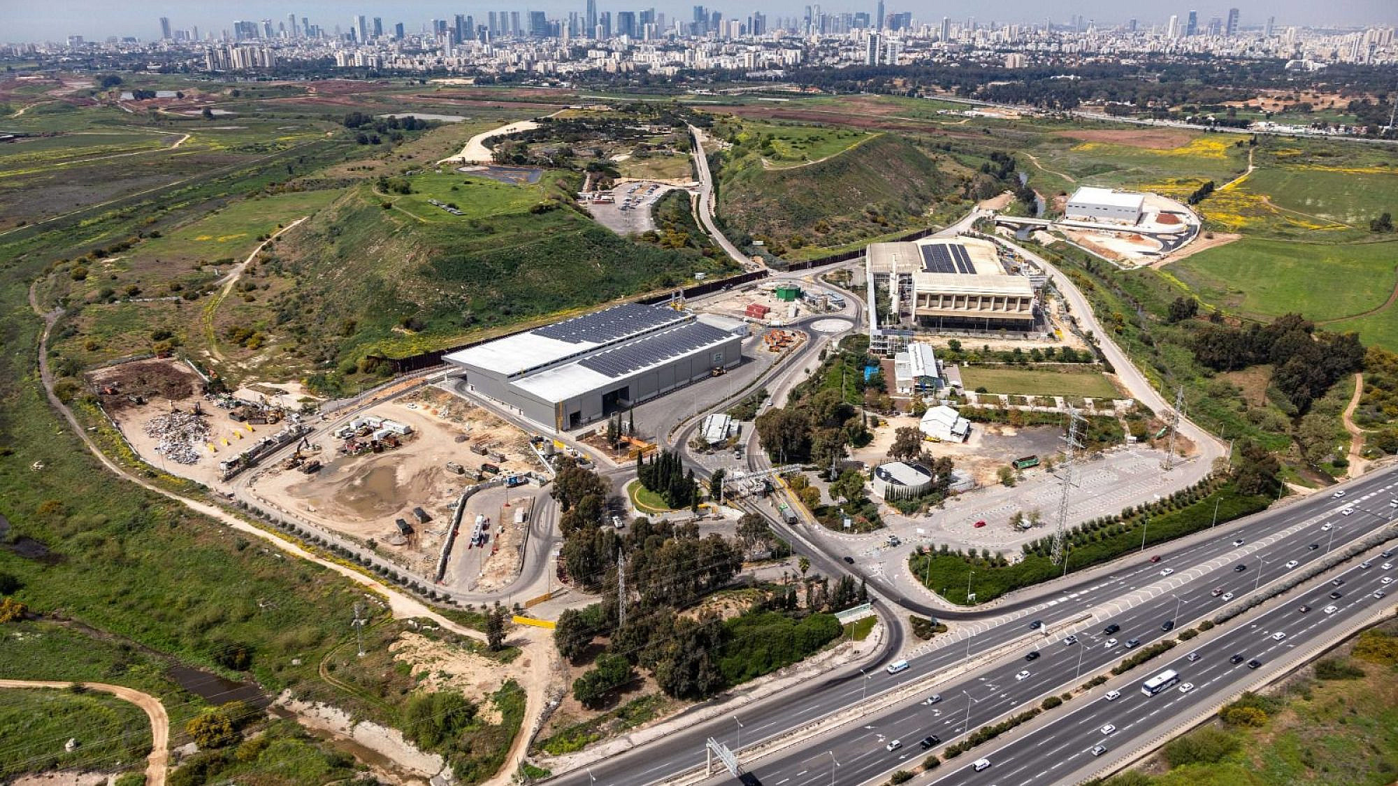 פארק המיחזור חירייה (צילום: אלבטרוס)