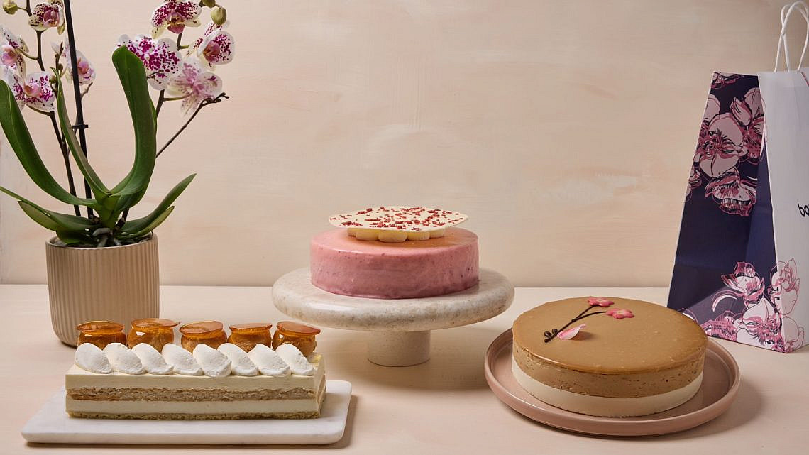 ליידי פינק. עוגות לפסח של בוטיק סנטרל. (צילום: טל סיון ציפורין)