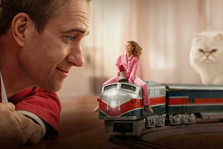 האישה המיניאטורית // The Miniature Wife (צילום: יחסי ציבור/פיקוק)