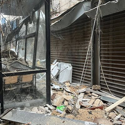 נזקי קריסת הבניין על פיצה לילה. (צילום: מתוך עמוד האינסטגרם @@pizza_lila)