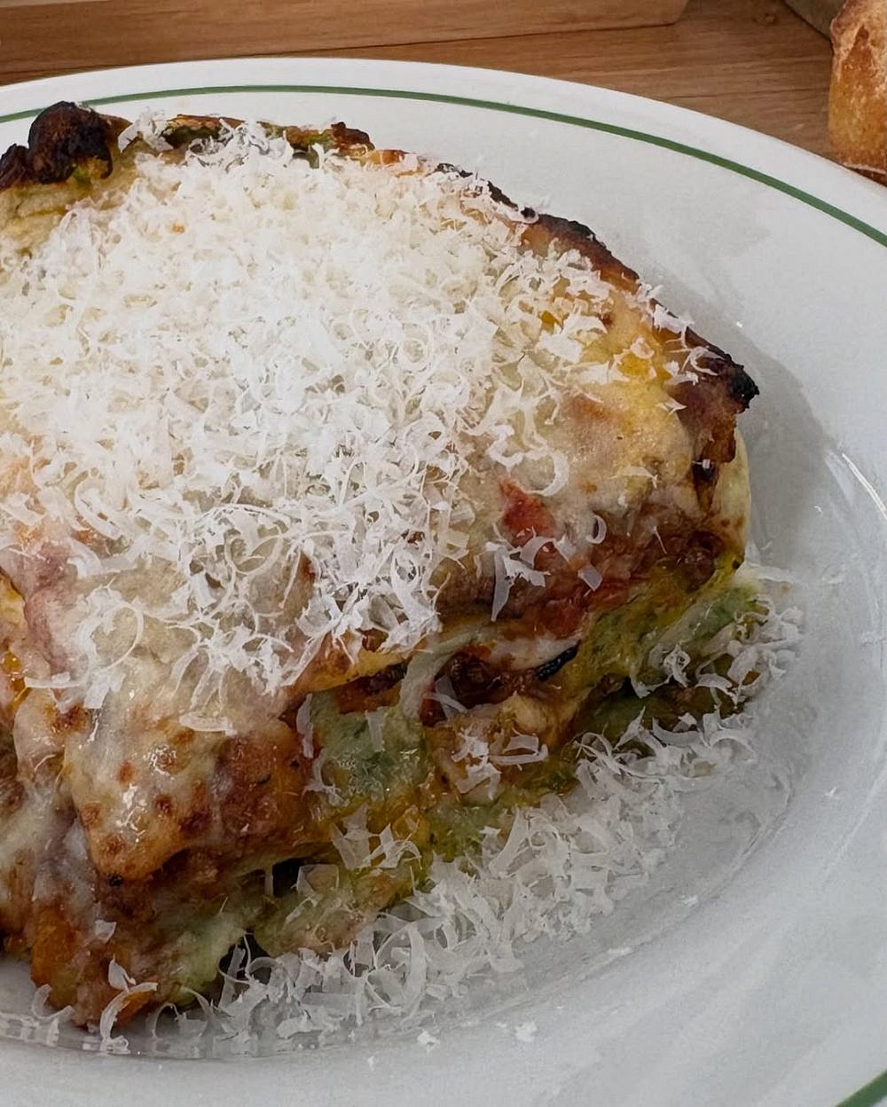 קחו מנה להרגע. לזניה, LUPA (צילום איתן ונונו)