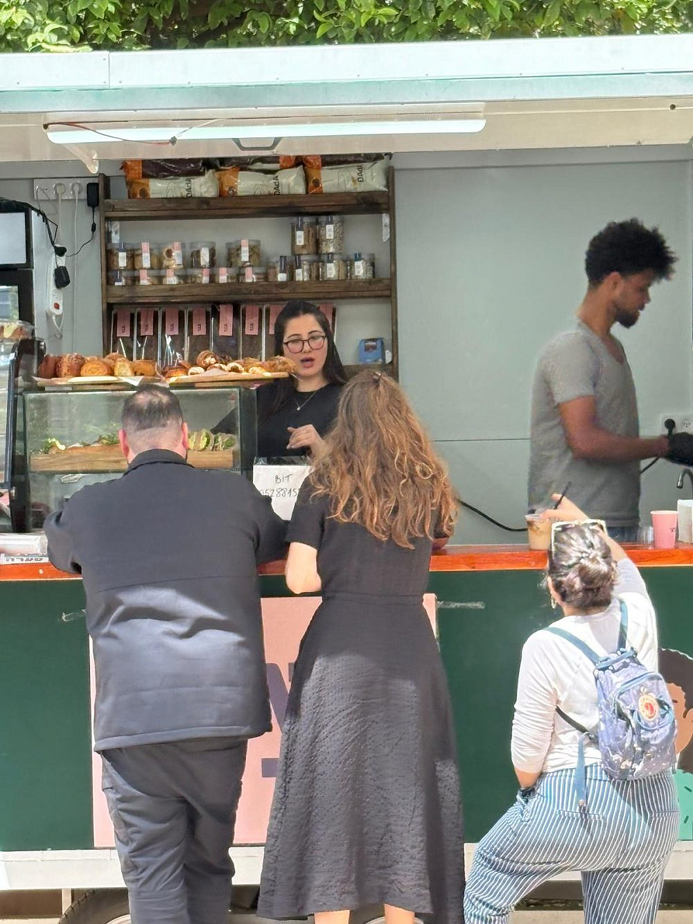 עגלת קפה גרציאני (צילום יניב גרציאני)