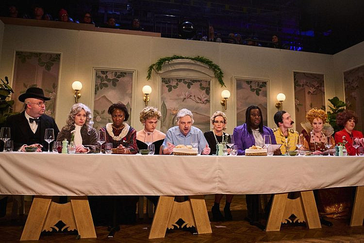 בואו לאכול איתם. "SNL UK". צילום מסך/ רשת SKY