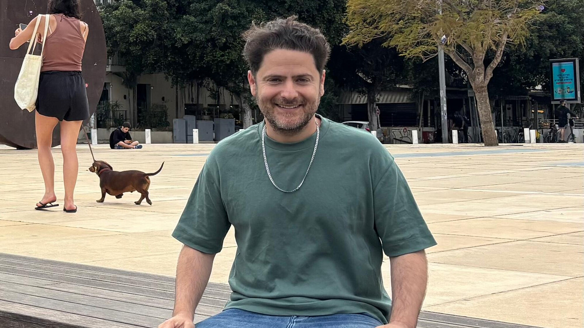 בא אל הבימה. דניאל סבג. (צילום: אלבום פרטי)