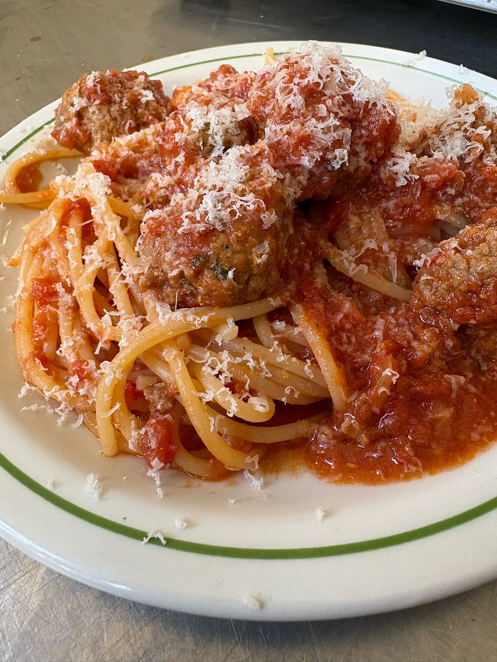 ספגטי מיטבולז, LUPA (צילום איתן ונונו)