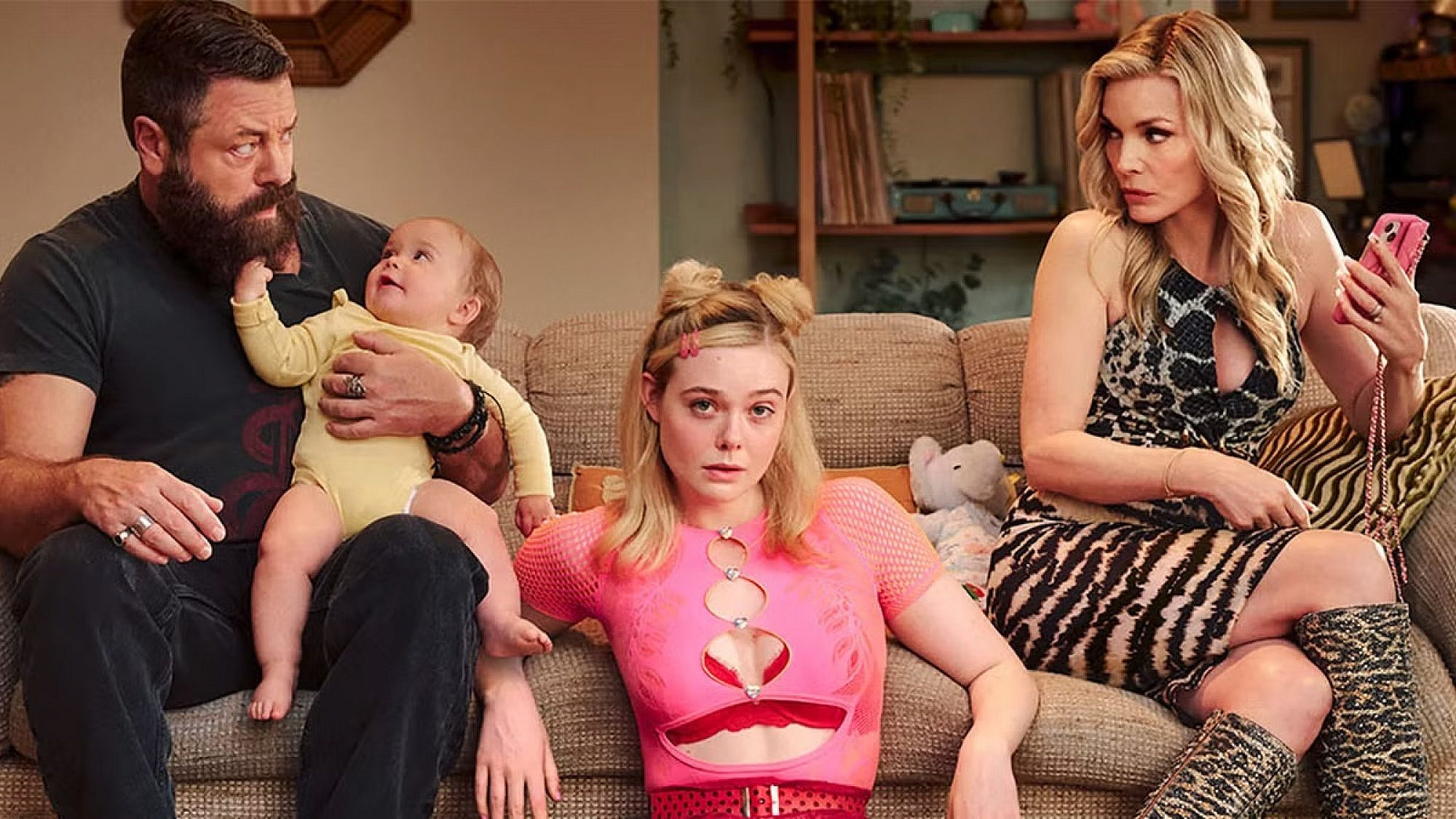 כמוך כמונו מרגו. "מרגו צריכה כסף". צילום: יח"צ אפל TV