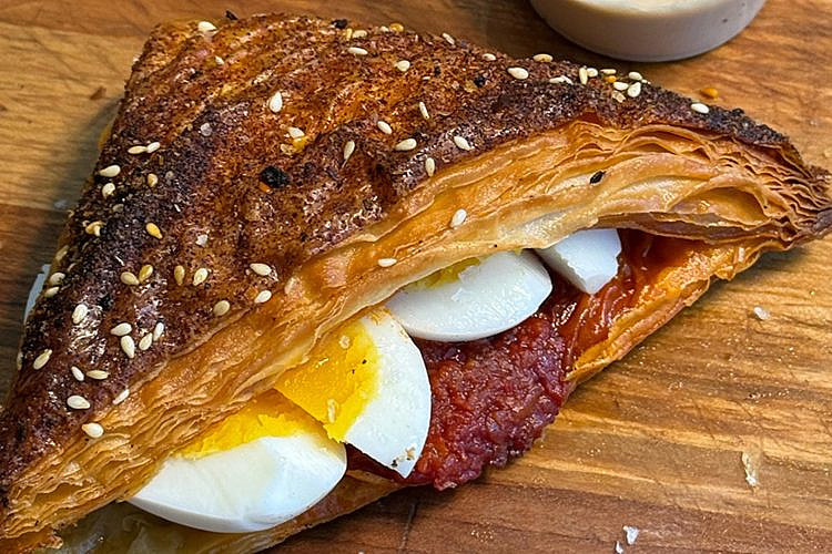 זה בורקס? זה שקשוקה? זה שקשוקורקס! (צילום באדיבות בובה בורקה/טיים אאוט New York)