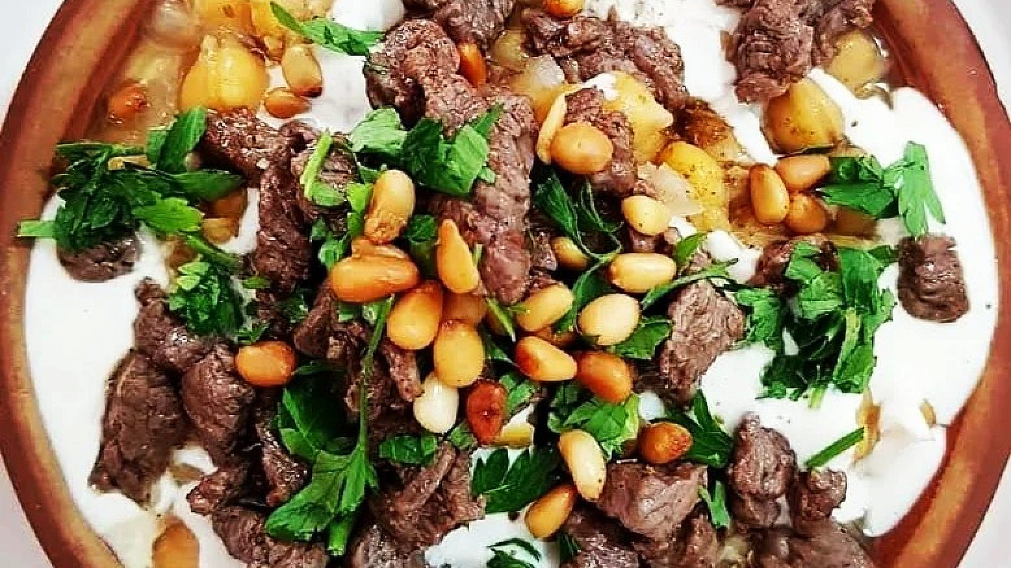 זה חומוס זה. מנת הפאתה של אל קלחה (צילום: alkalhayaffa* זה חומוס זה. מנת הפאתה של אל קלחה (צילום: alkalhayaffa*
